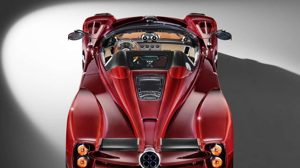 pagani-utopia-roadster-010300-posteriore-alto