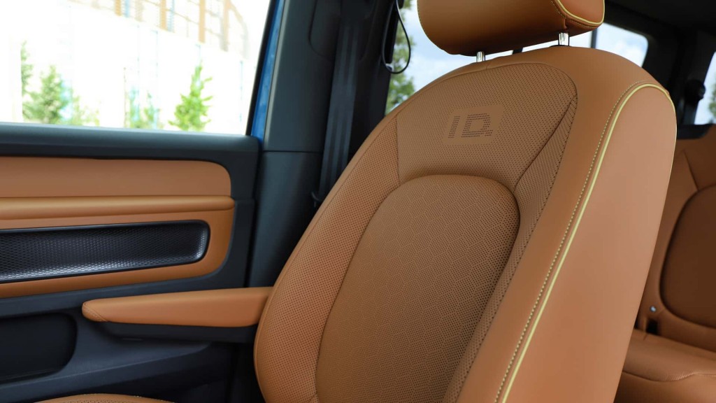 2025-volkswagen-id.-buzz-copper-interior