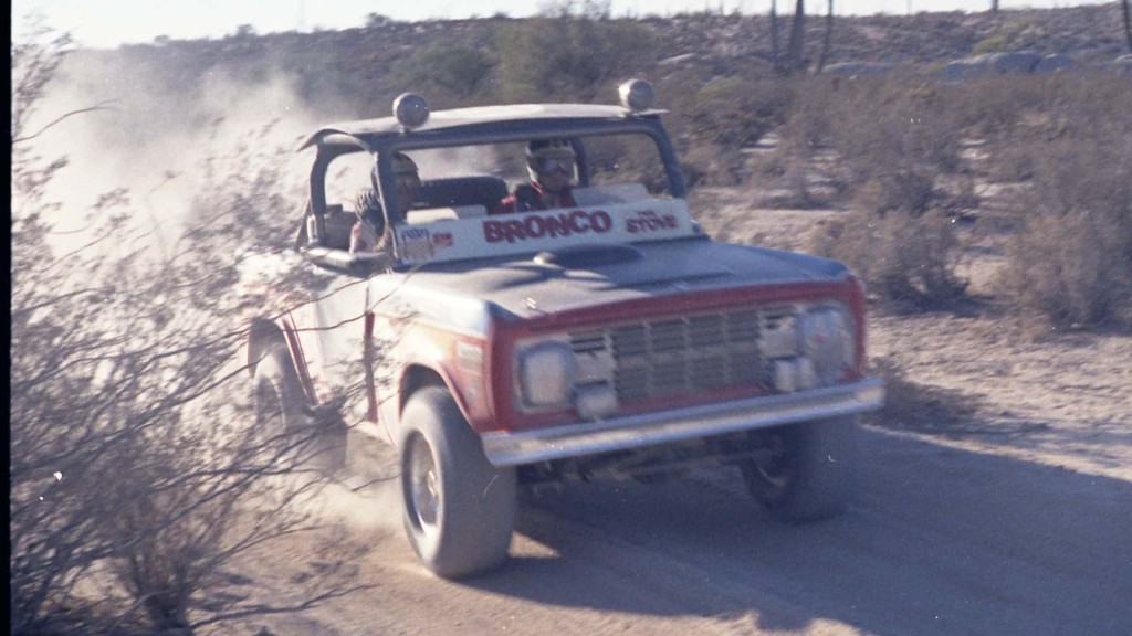 1970-ford-bronco-stroppe